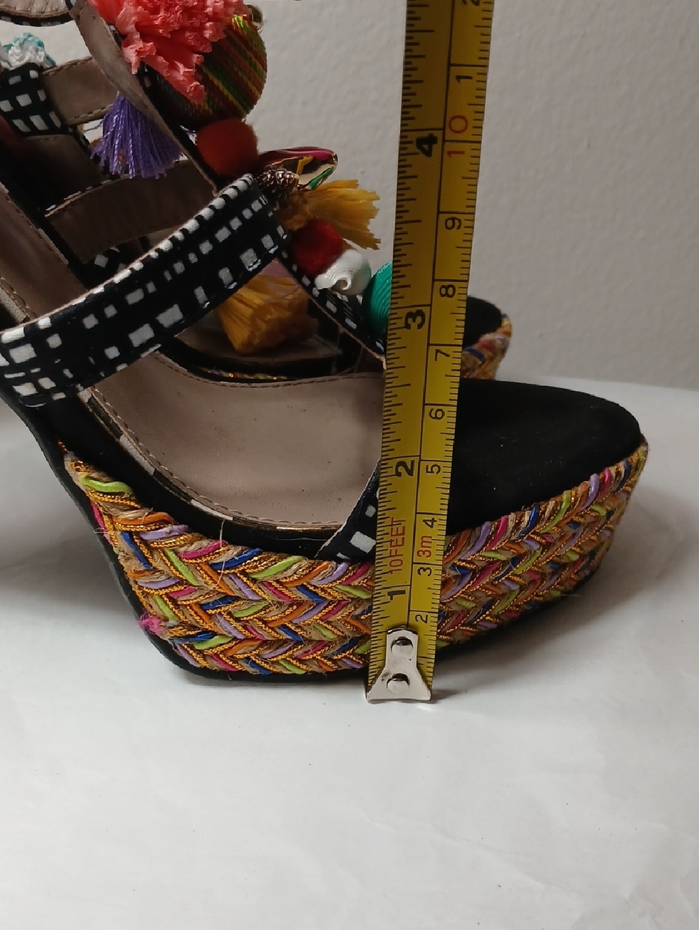 Betsey Johnson Black Multicolor Tassel Platform Heels Shoes Womens Sz 7 EUC Fun - Picture 13 of 13